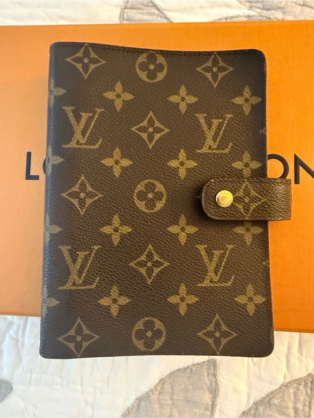 Louis Vuitton Monogram Agenda MM - Picture 2 of 9